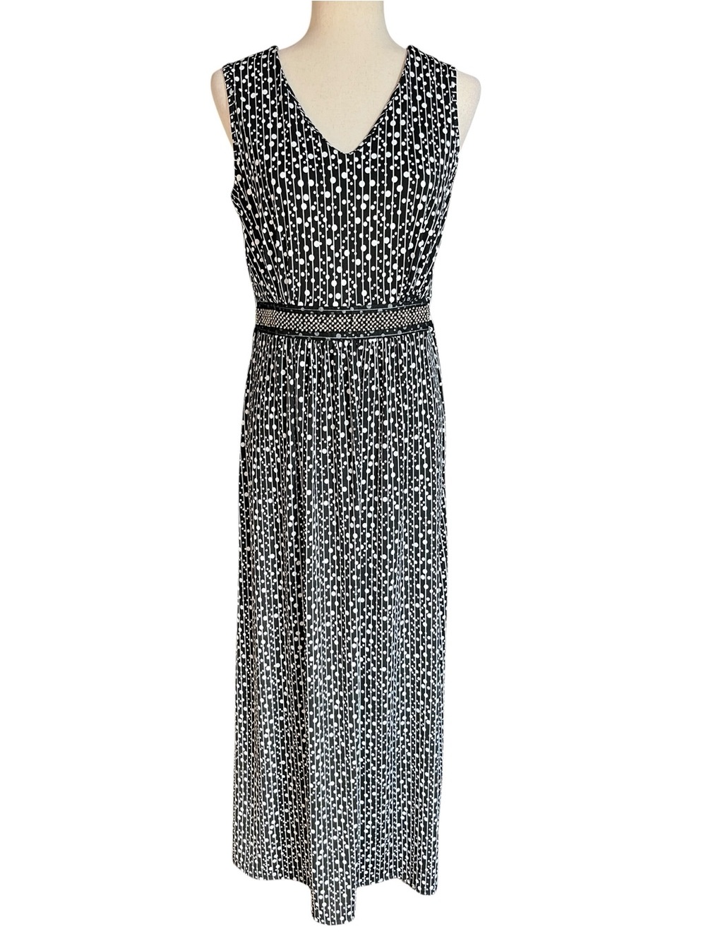 Notations black and white abstract geometric polka dot maxi dress